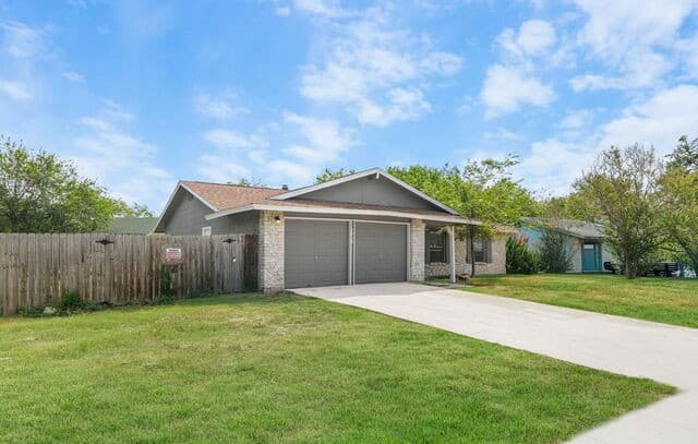 rental at 7818  Rustic Forest Dr. in San Antonio, TX — photo 3