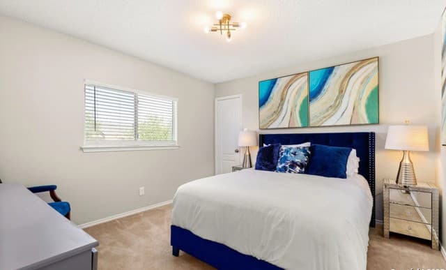 rental at 1627  Pinetum Dr in San Antonio, TX — photo 2