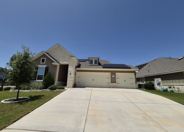rental at 11612  Hollering Pass in Schertz, TX — photo 1