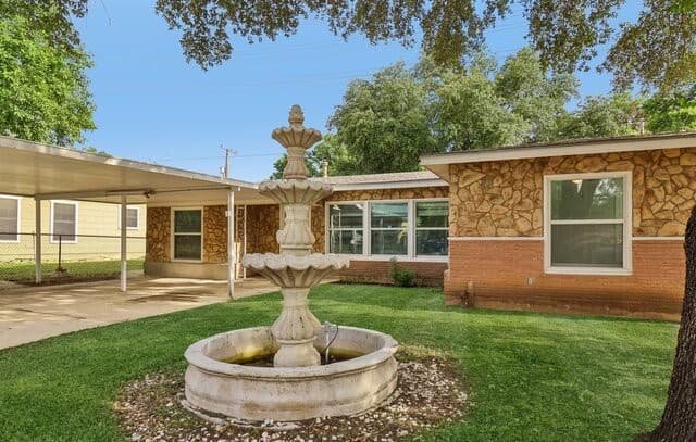 rental at 623  Weizmann St in San Antonio, TX — photo 3