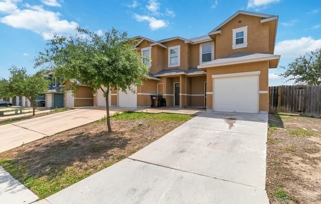 rental at 6011  Jax Way Unit 101 in San Antonio, TX — photo 5