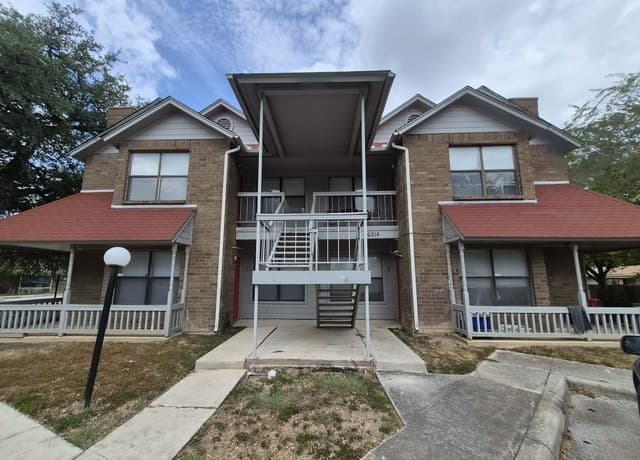 rental at 6314  Cambridge Dr. Unit 1 in San Antonio, TX — photo 1