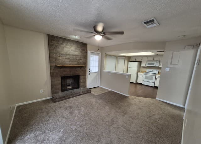 rental at 6314  Cambridge Dr. Unit 1 in San Antonio, TX — photo 2