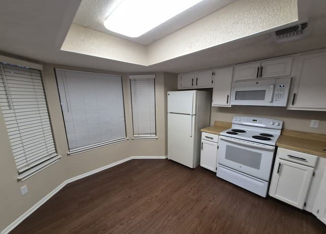 rental at 6314  Cambridge Dr. Unit 1 in San Antonio, TX — photo 5