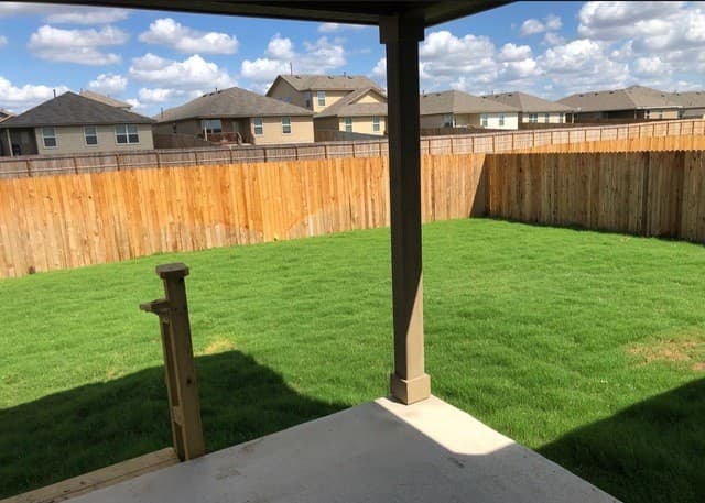 rental at 12927  Whisper Crossing in San Antonio, TX — photo 2