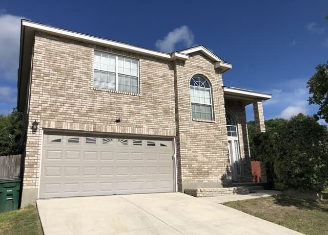 rental at 731  Leopard Holw in San Antonio, TX — photo 2