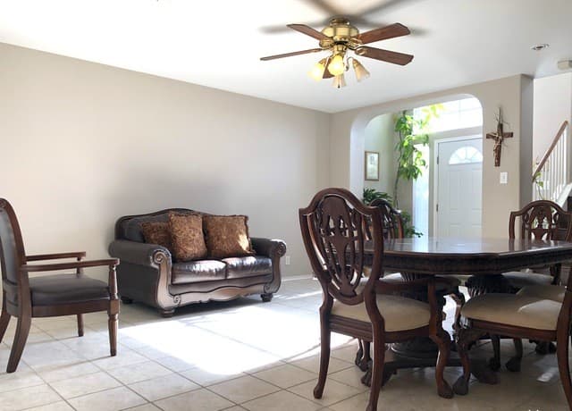 rental at 731  Leopard Holw in San Antonio, TX — photo 4