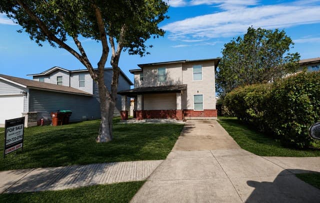 rental at 3107  Sunbird Bay in San Antonio, TX — photo 2