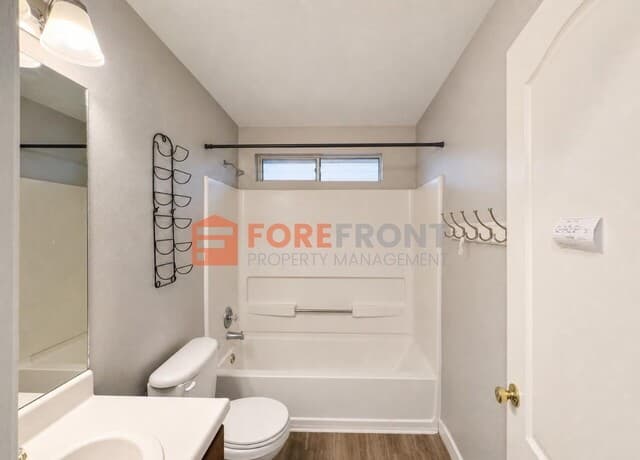 rental at 1310  Bobcat Pass in San Antonio, TX — photo 4