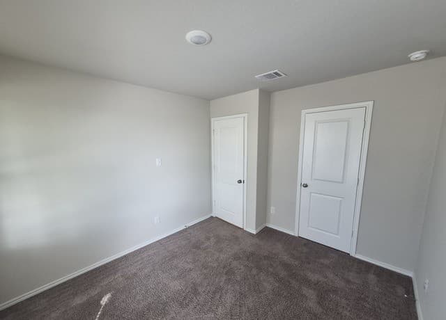 rental at 13231  Thyme Way in St Hedwig, TX — photo 5