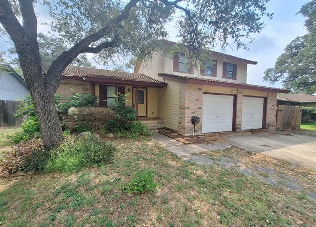 rental at 7142  Webbwood Way in San Antonio, TX — photo 1