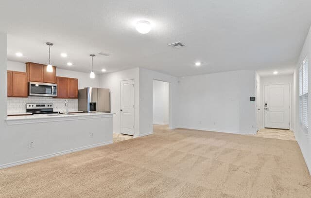 rental at 6613  Willow Landing in Converse, TX — photo 4