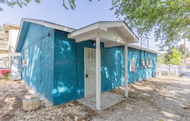 rental at 834  Division Ave Unit B in San Antonio, TX — photo 5