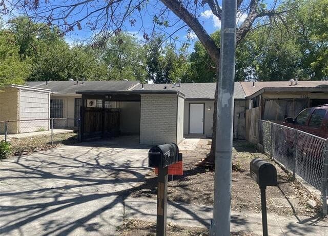 rental at 5514  Little Creek in San Antonio, TX — photo 1