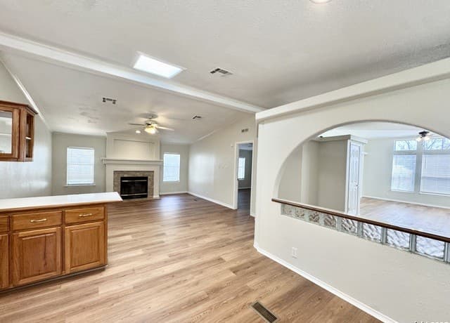 rental at 191  Corridor Oaks Unit 9 in Cibolo, TX — photo 5