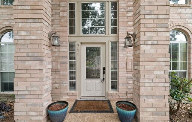 rental at 711  Arch Stone in San Antonio, TX — photo 4