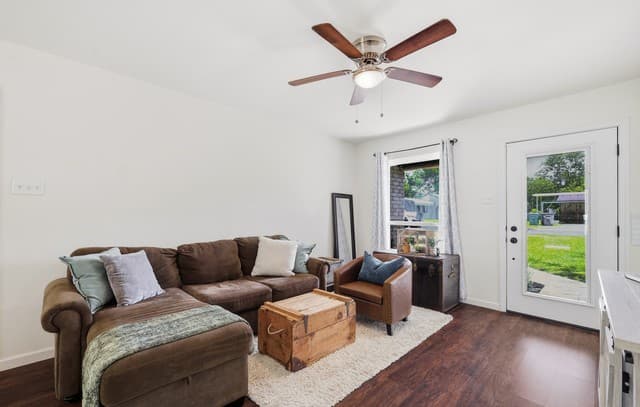 rental at 6707  Pear Tree in San Antonio, TX — photo 4