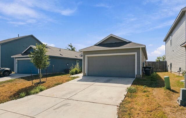 rental at 10723  Vesta Curv in San Antonio, TX — photo 1