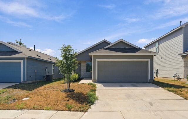 rental at 10723  Vesta Curv in San Antonio, TX — photo 2