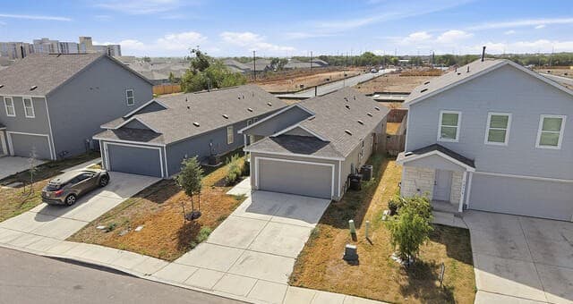 rental at 10723  Vesta Curv in San Antonio, TX — photo 4