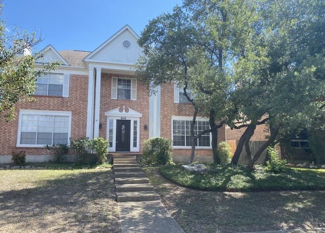 rental at 614  Stoneway Dr in San Antonio, TX — photo 1