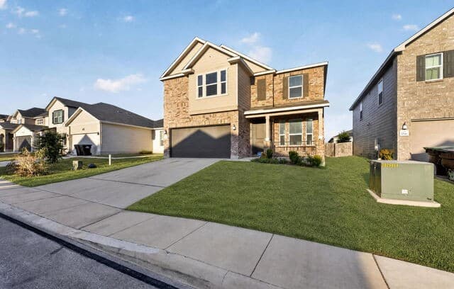 rental at 3536  Under Par in San Antonio, TX — photo 2