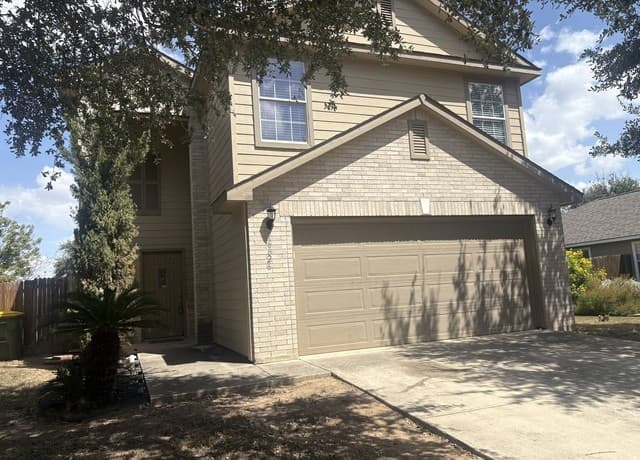 rental at 16626  Clydesdale Run in Selma, TX — photo 2