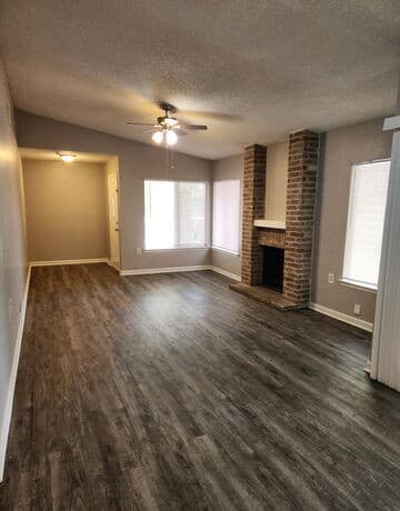 rental at 8422  Clear Meadow in Converse, TX — photo 2