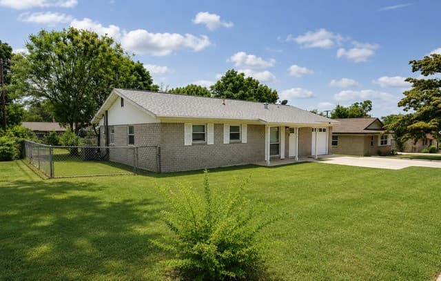 rental at 1106  Cerro Alto Dr in San Antonio, TX — photo 3