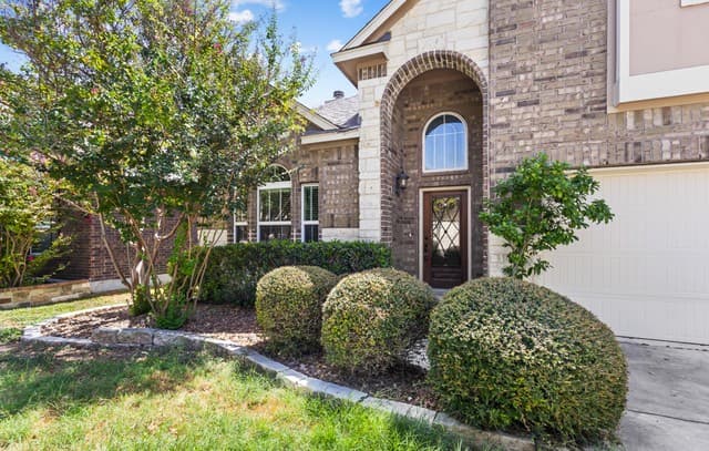 rental at 12522  Lexi Petal in San Antonio, TX — photo 3