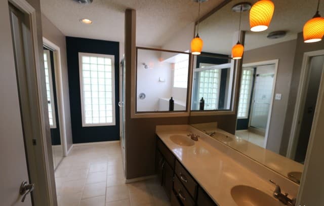 rental at 25114  Summit Crk in San Antonio, TX — photo 5