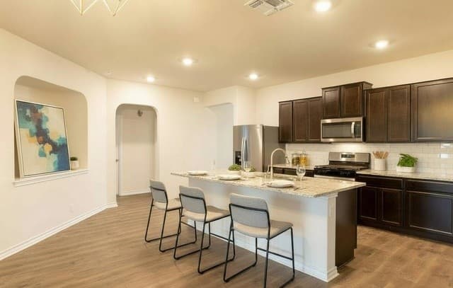 rental at 13543  Pokey Trl in San Antonio, TX — photo 4