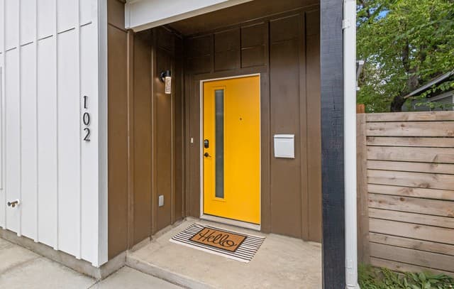rental at 829  Kayton Ave in San Antonio, TX — photo 1