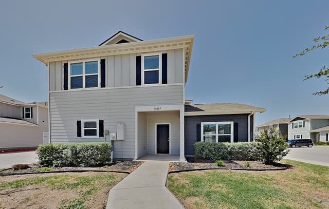 rental at 10845  Quinn in San Antonio, TX — photo 1