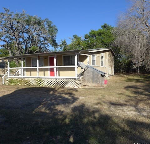 rental at 50140  A-e Interstate 10 Unit D in Comfort, TX — photo 3