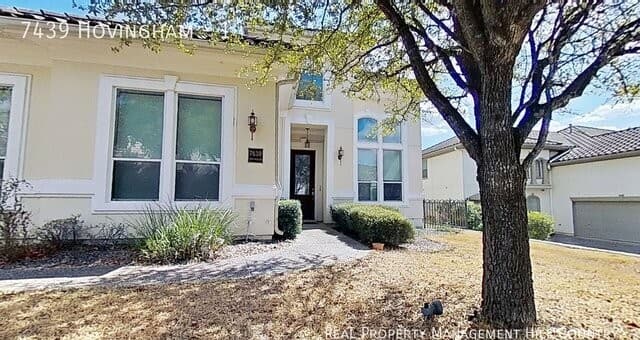 rental at 7439 Hovingham in San Antonio TX