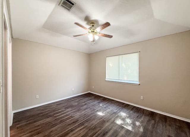 rental at 113  Long in New Braunfels, TX — photo 4