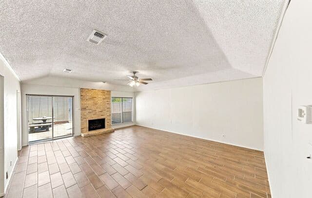 rental at 5817  Royal Clb in San Antonio, TX — photo 3