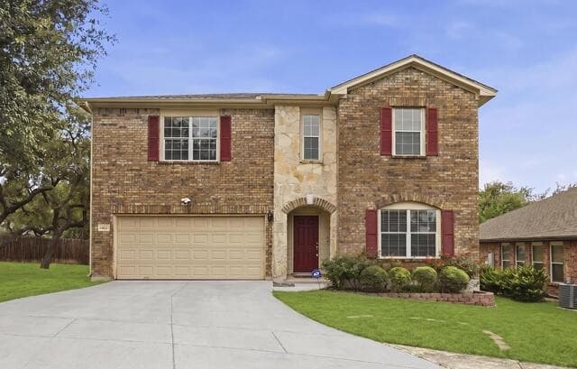 rental at 8214  Sabinoso Dr in Helotes, TX — photo 1