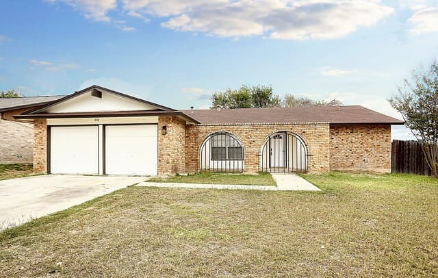 rental at 1074  Ferdinand Dr in San Antonio, TX — photo 1