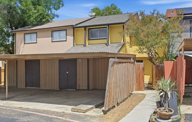 rental at 12010  Ashrock Ct in San Antonio, TX — photo 1