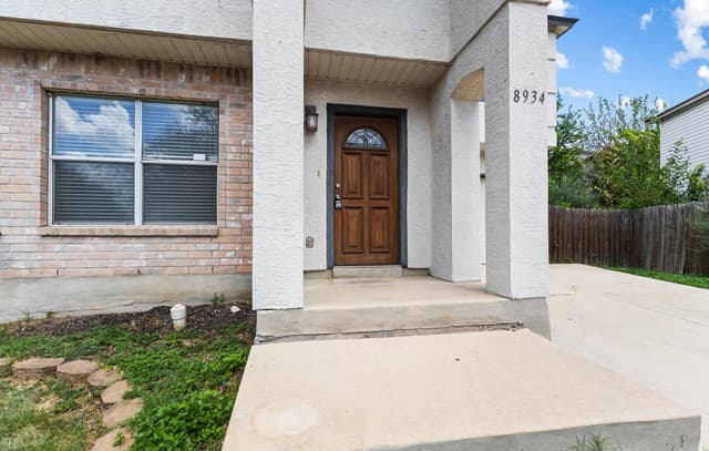 rental at 8934  Kenton Mist in San Antonio, TX — photo 3