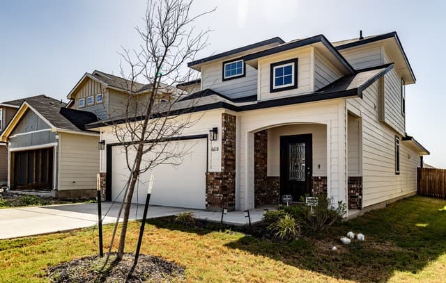 rental at 6618  Cibolo Spgs in Converse, TX — photo 2