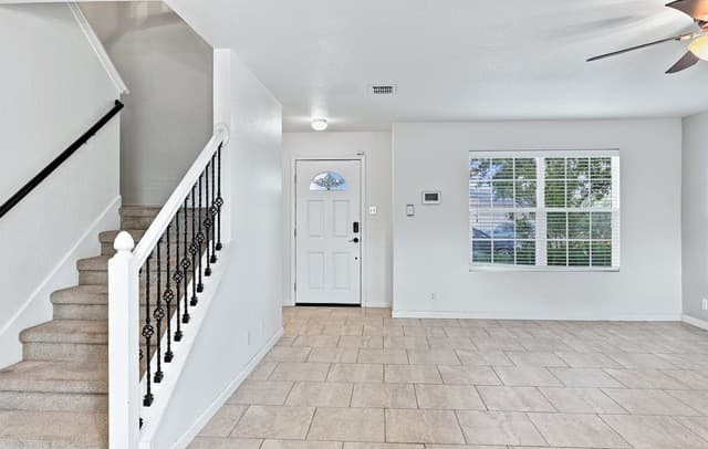 rental at 11506  Durango Way in San Antonio, TX — photo 4