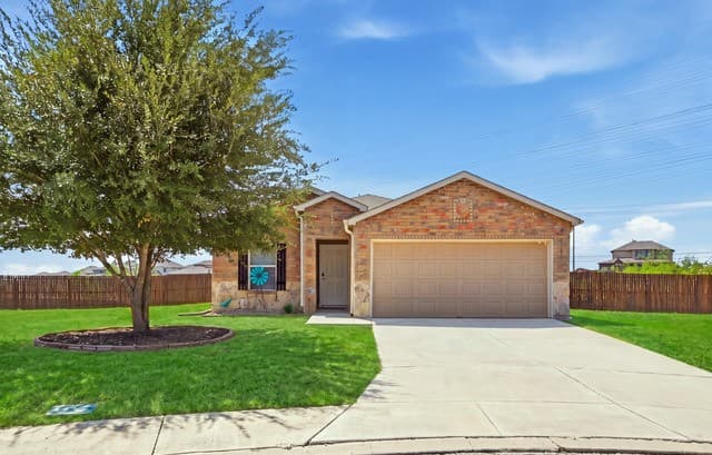 rental at 11023  Rosin Jaw Trl in San Antonio, TX — photo 1