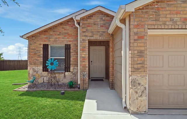 rental at 11023  Rosin Jaw Trl in San Antonio, TX — photo 4