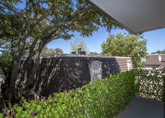 rental at 8030  Broadway Unit 202C in San Antonio, TX — photo 5