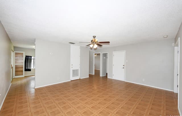rental at 5474  Port Townsend in San Antonio, TX — photo 5