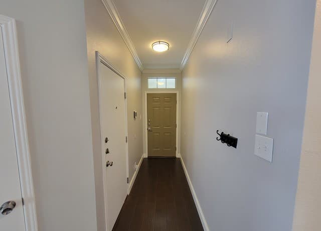 rental at 815  Bobcat Crk in San Antonio, TX — photo 2