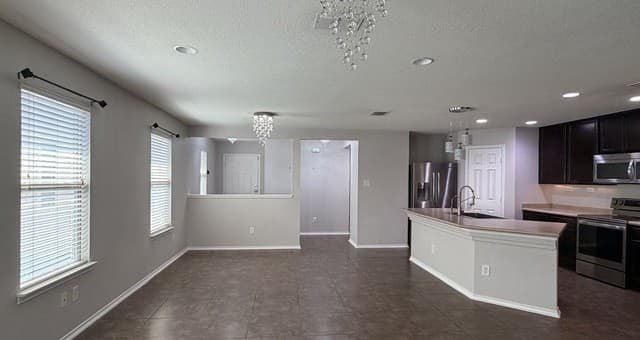 rental at 9110  Canter Horse in San Antonio, TX — photo 4